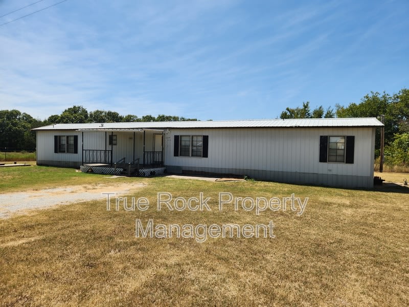 10639 County Road 3600 – photo 1 of 18