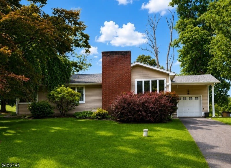 644 Montgomery Rd – photo 1