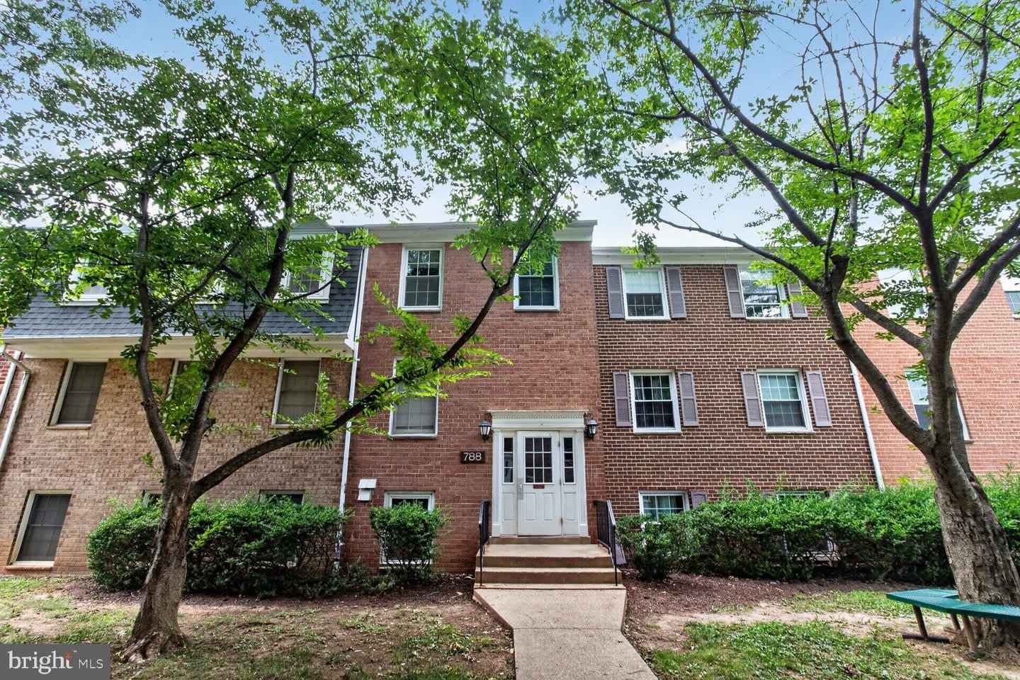 788 QUINCE ORCHARD BLVD #201 – photo 1 of 14