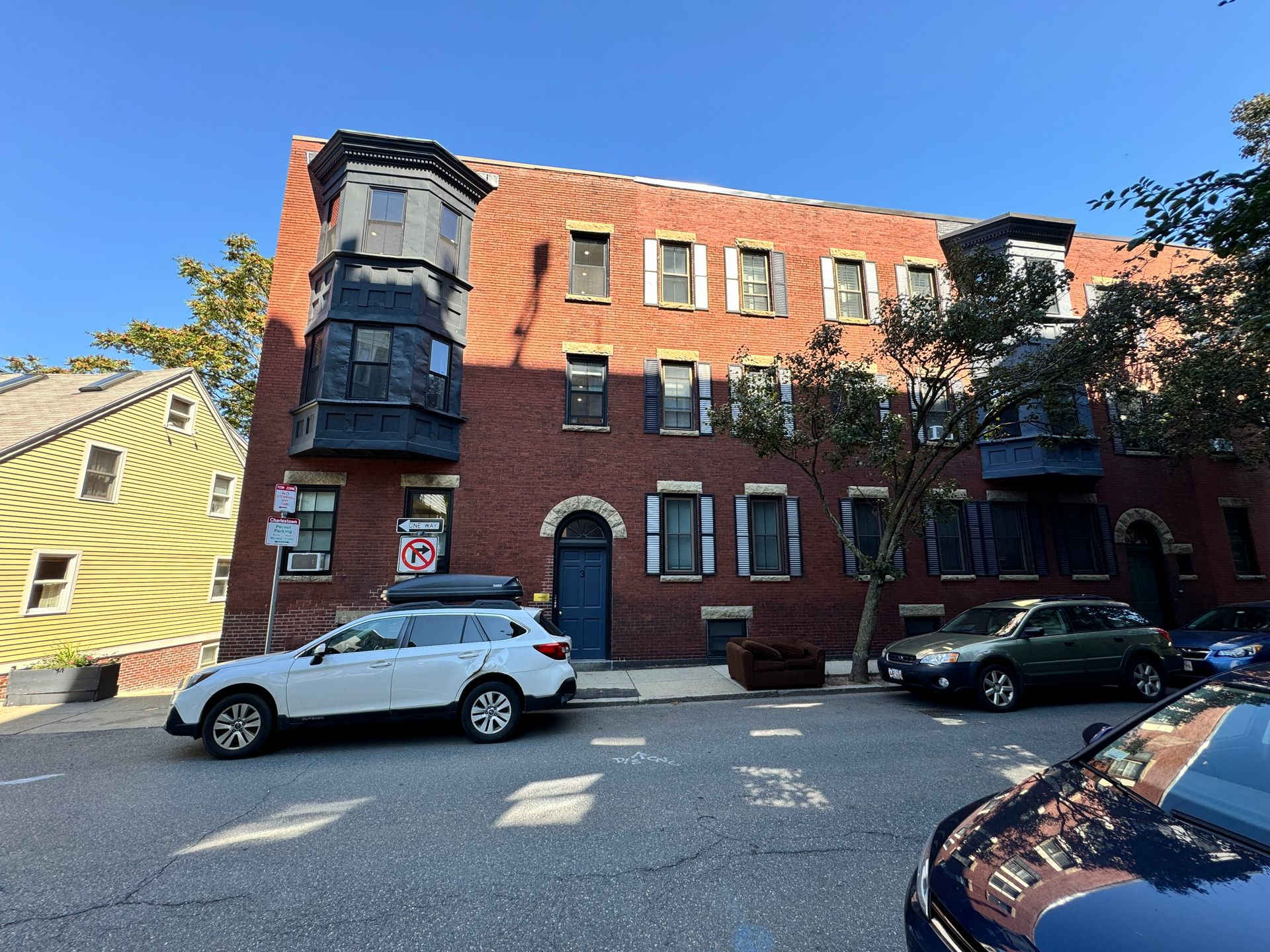 3 Bartlett St – photo 1
