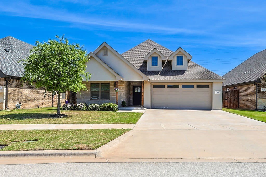 5733 Legacy Drive – photo 1