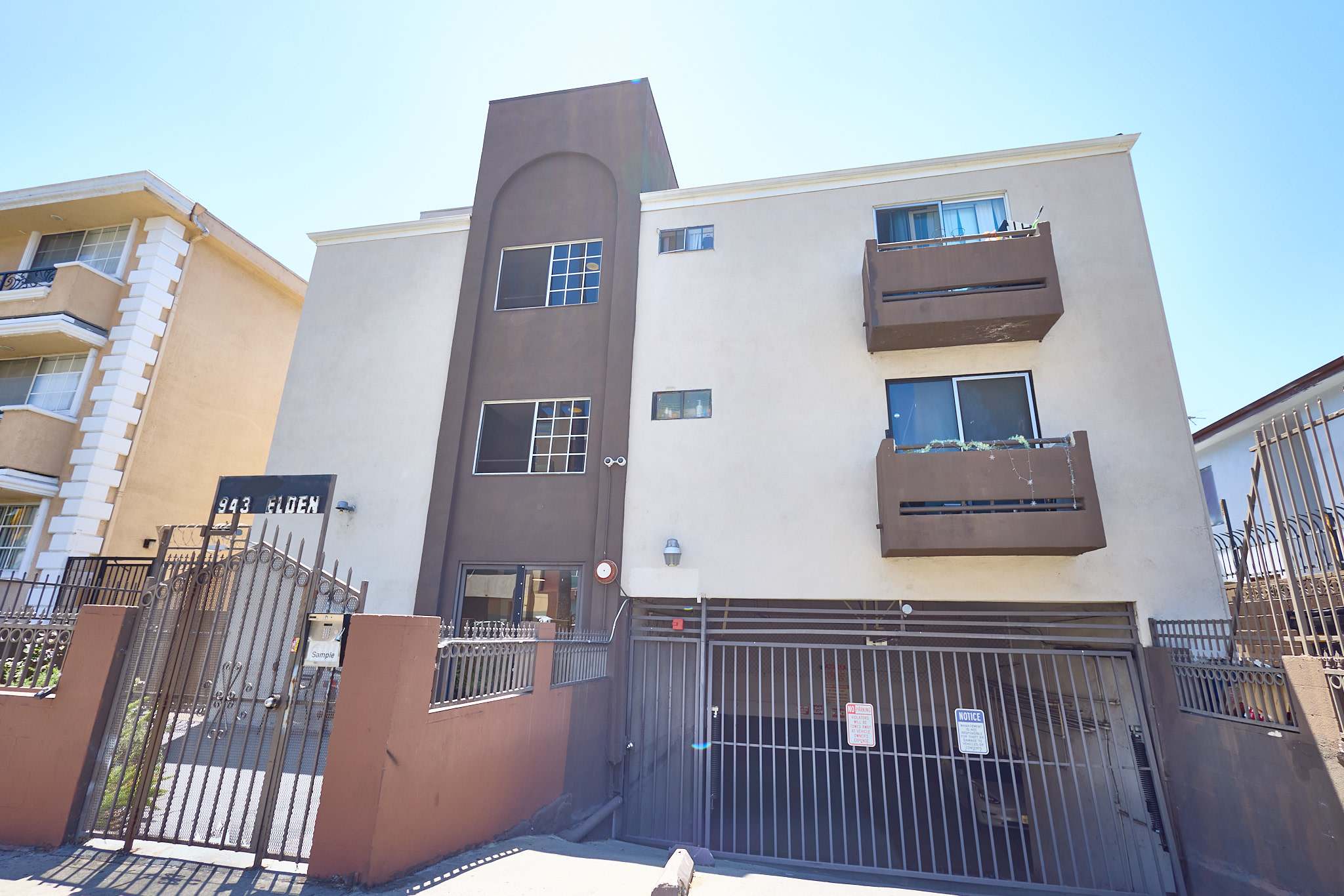 943 Elden Ave – photo 1