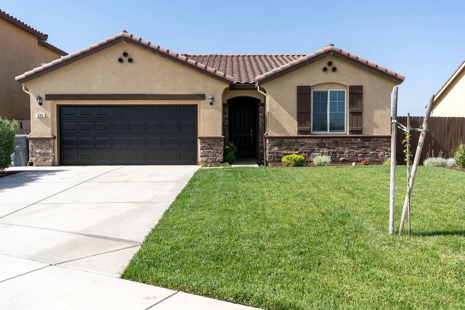 Beautiful 3 Bedroom 2 Bath Home for Rent – photo 1