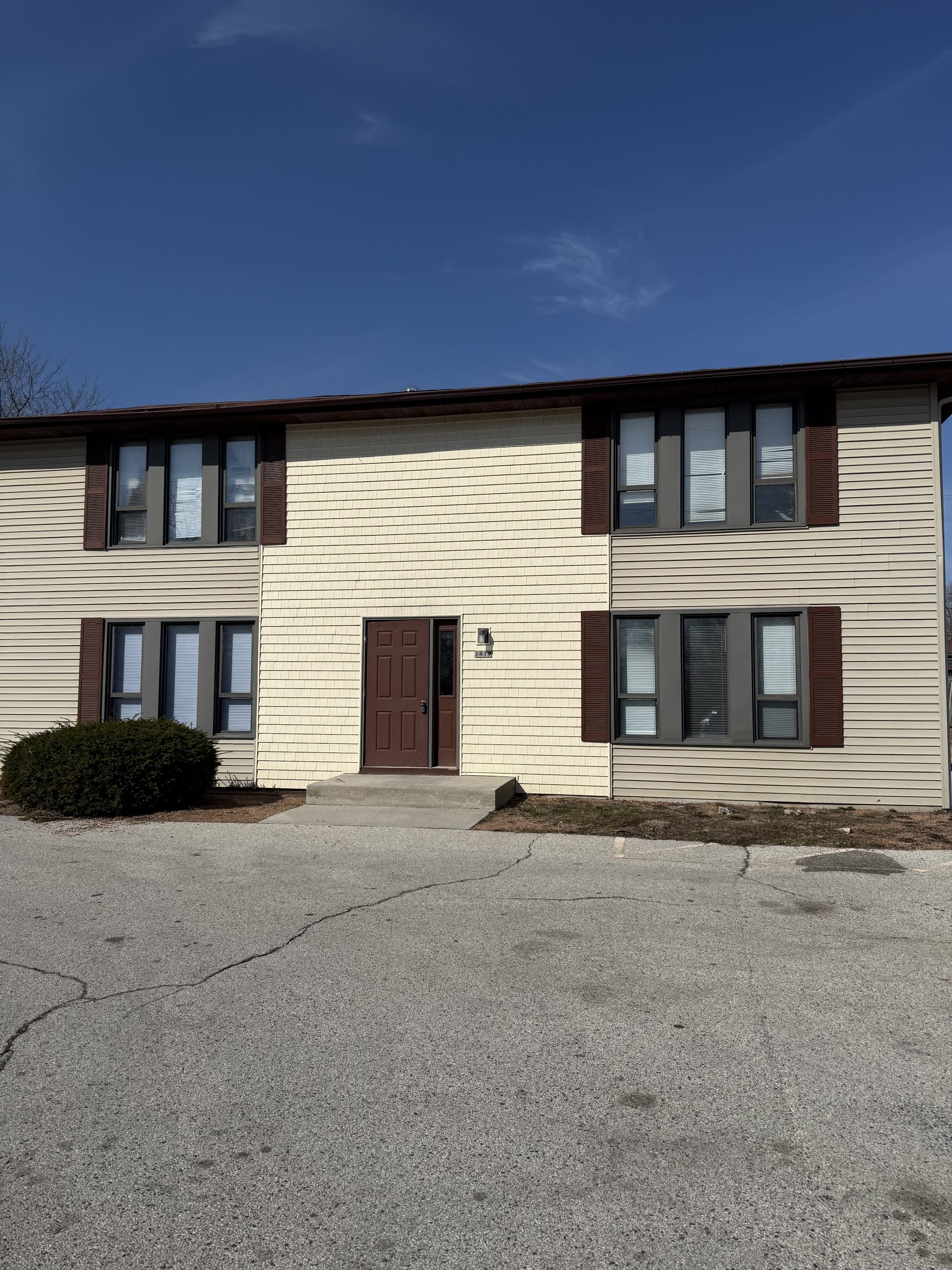 1423 Forsyth St 4 – photo 1 of 68
