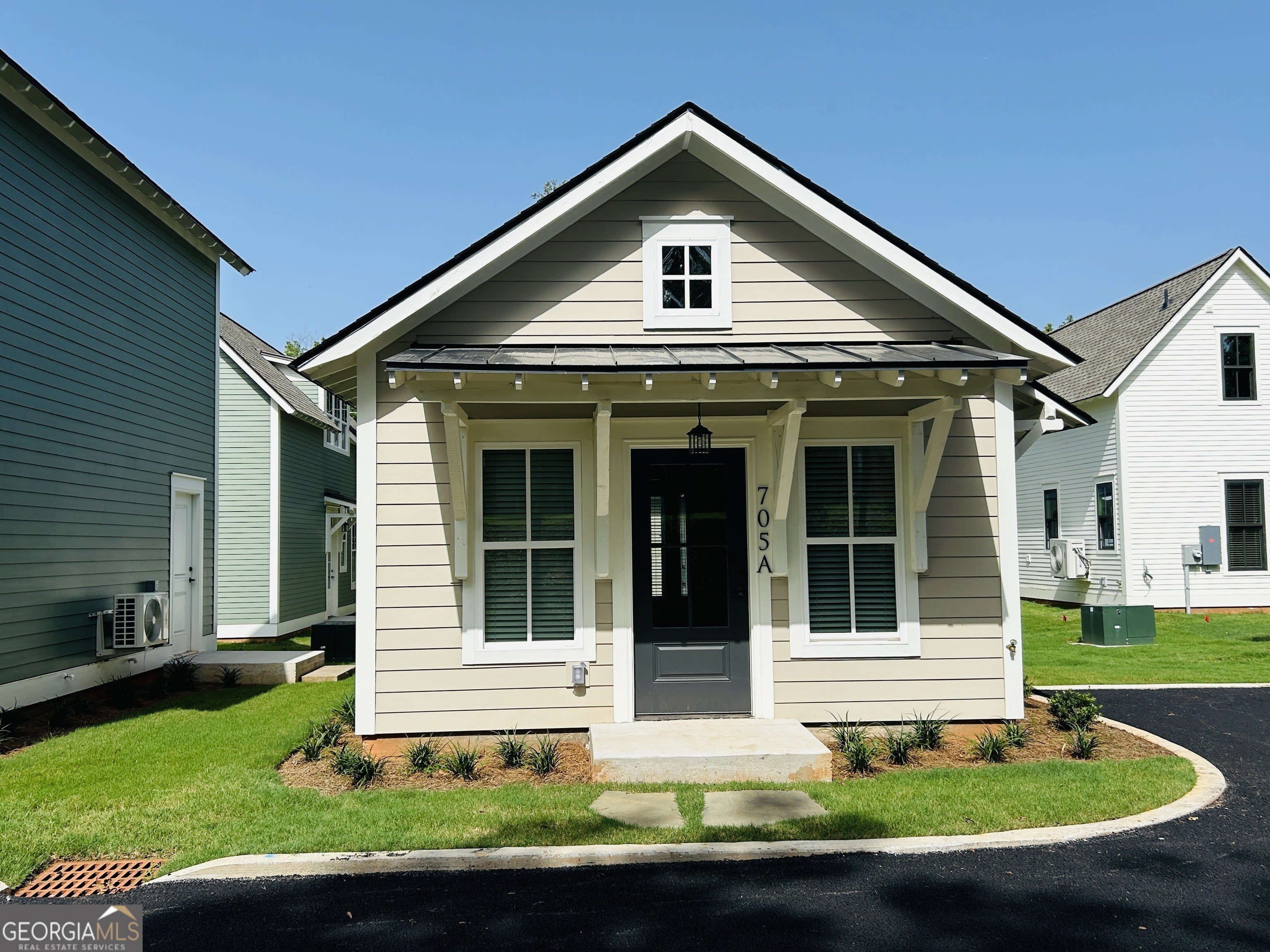 705A Jefferson Street – photo 1 of 21