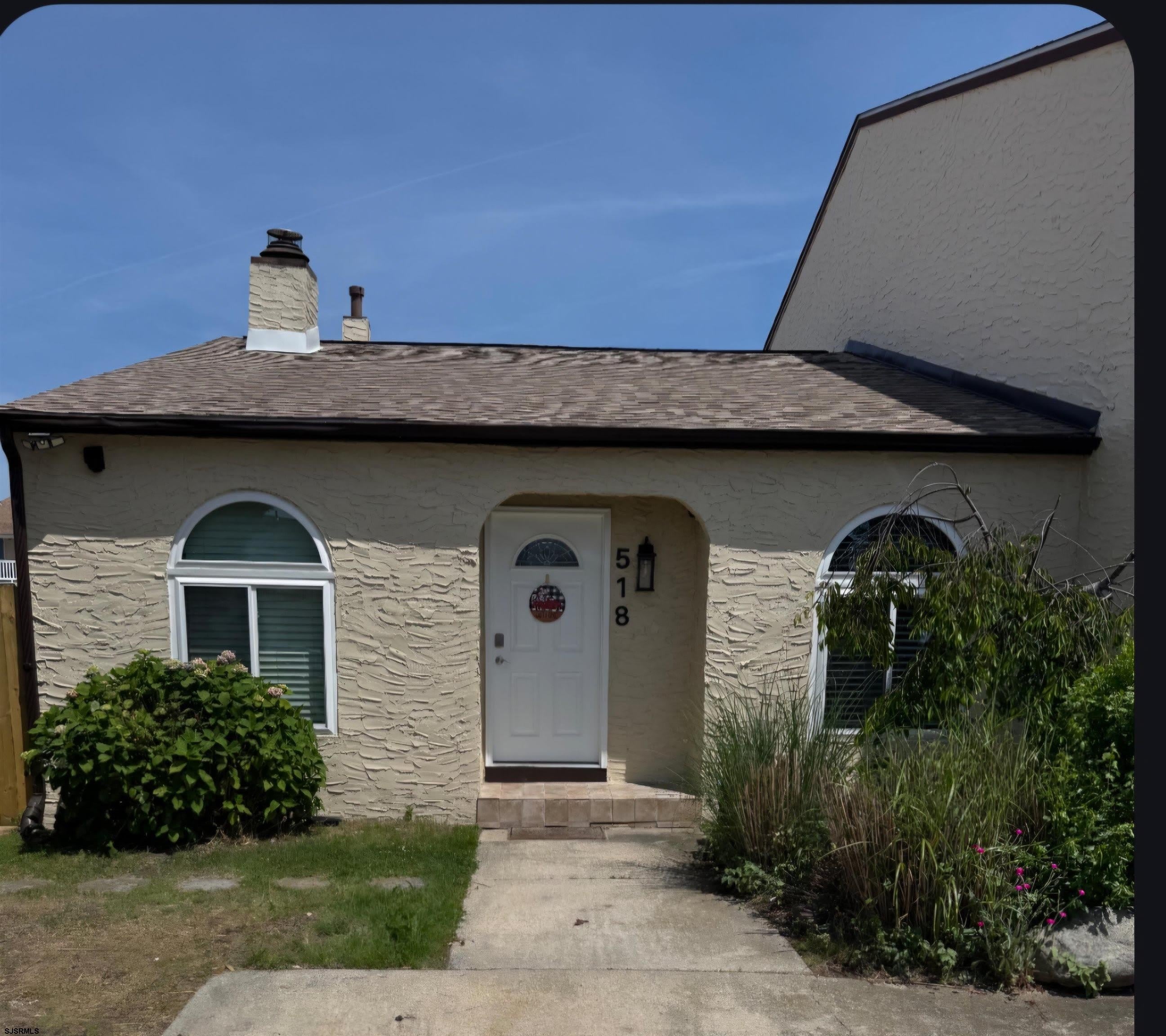 518 Casa Dr – photo 1 of 19