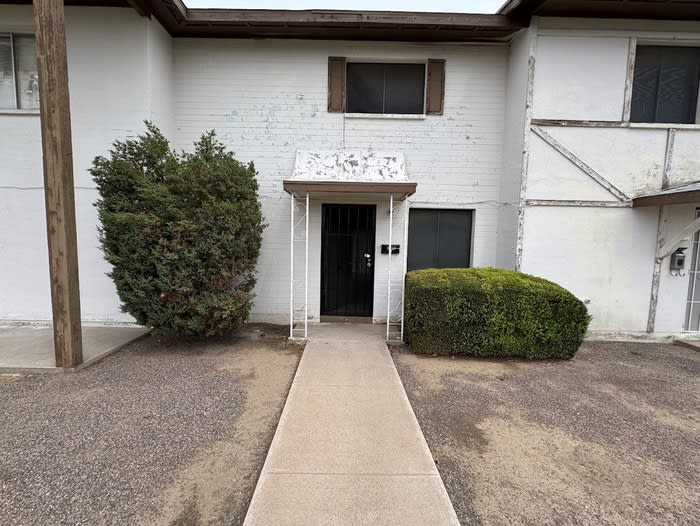 4606 North 71St Lane – photo 1