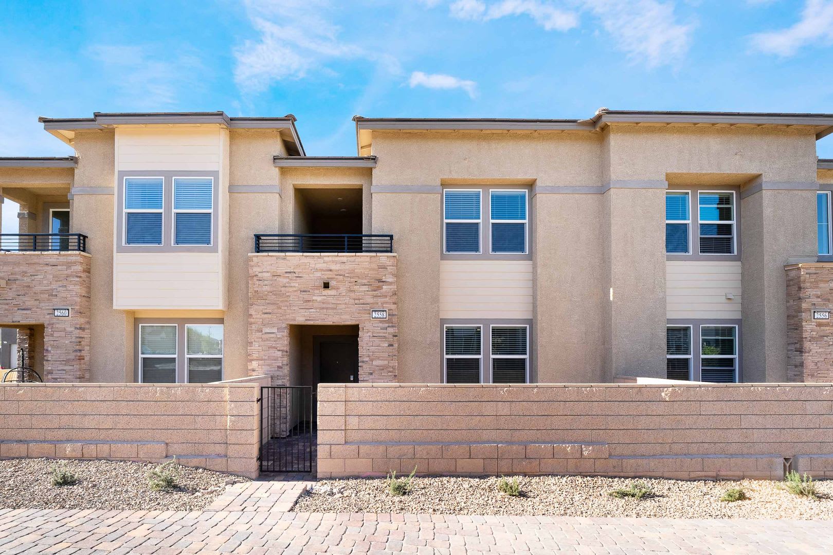 Modern Inspirada Townhome with Stylish Finishes & Exceptional Community Amenities! – photo 1