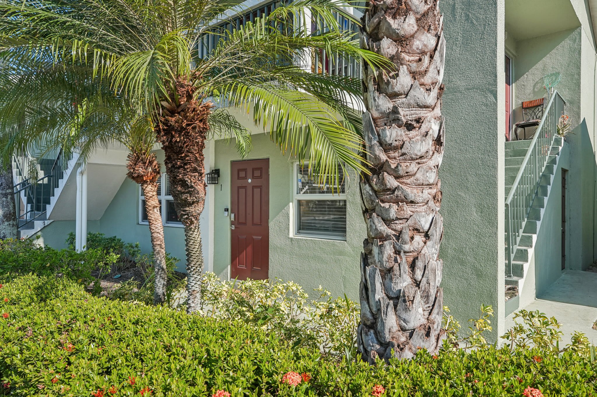 Riverwalk Apartments – photo 1