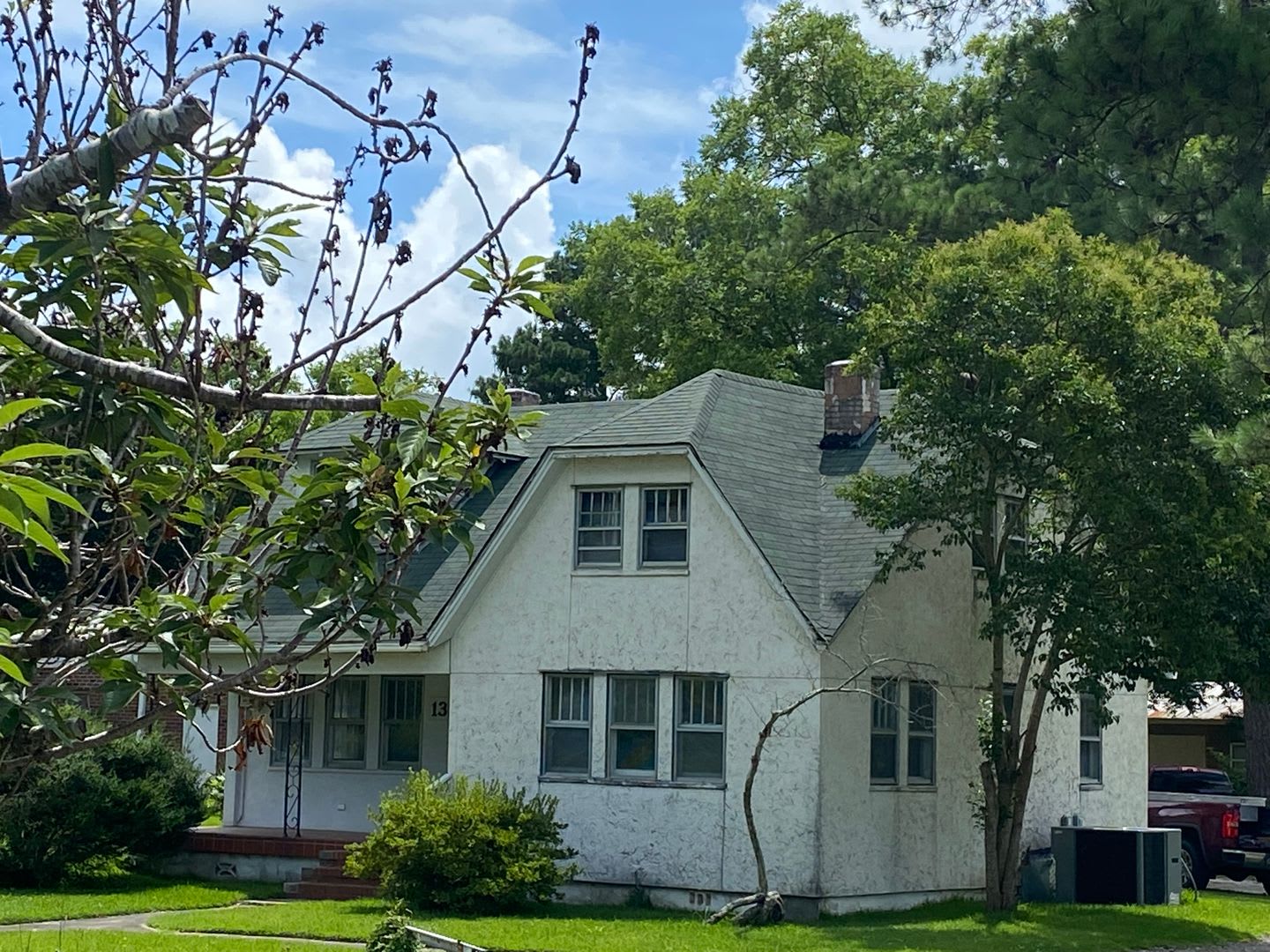 2 BR 1 BA Close to Hospital – photo 1 of 10