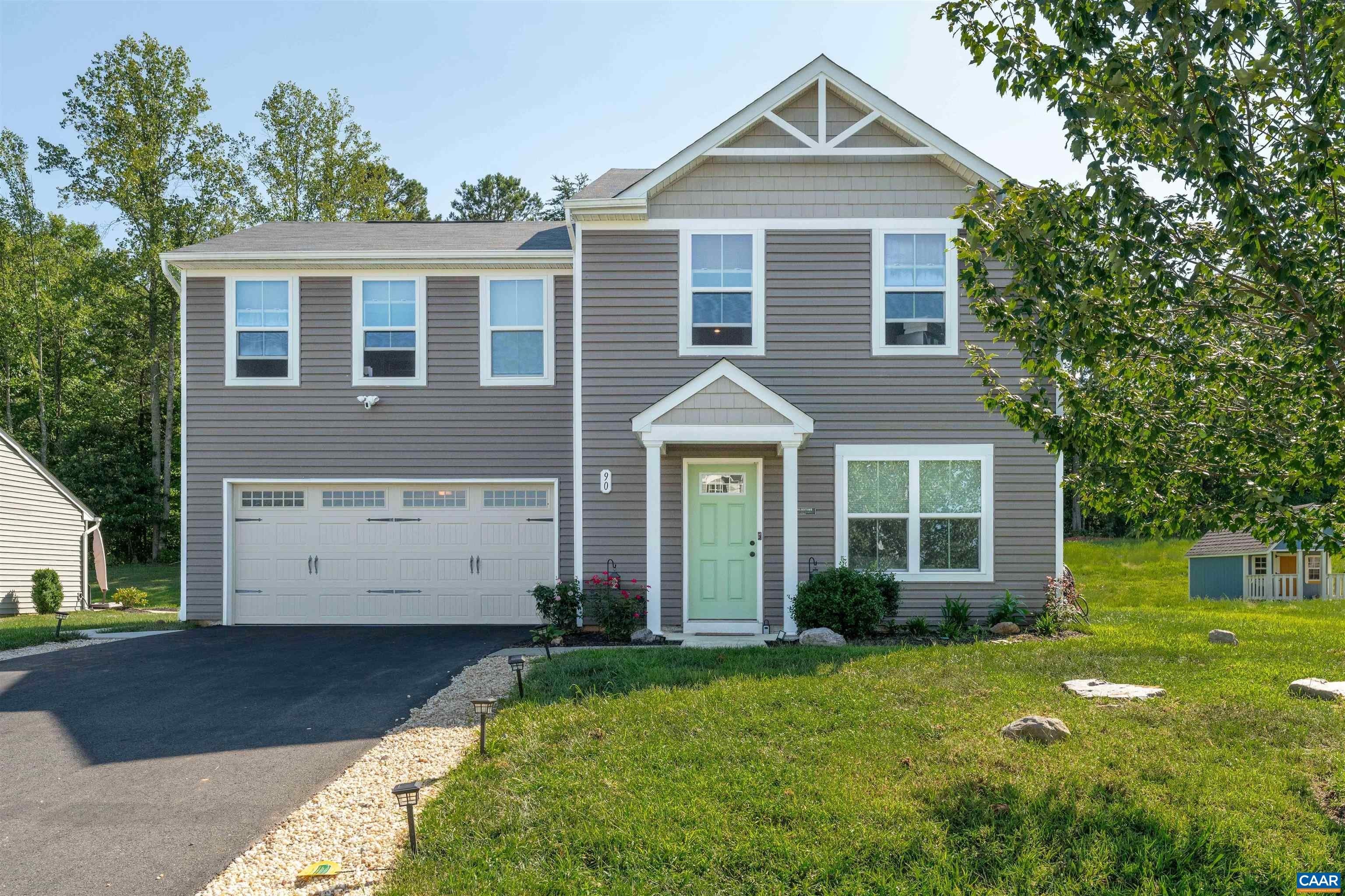 90 MANNIE CT – photo 1 of 26