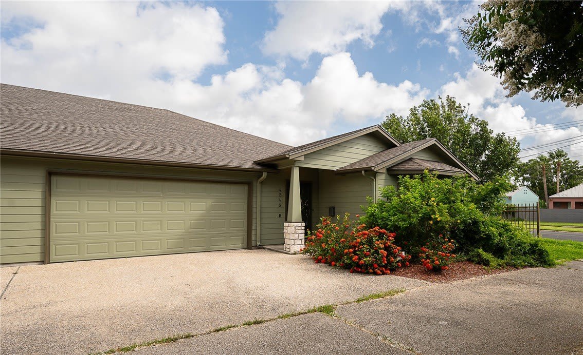 4245 Santa Fe Street – photo 1