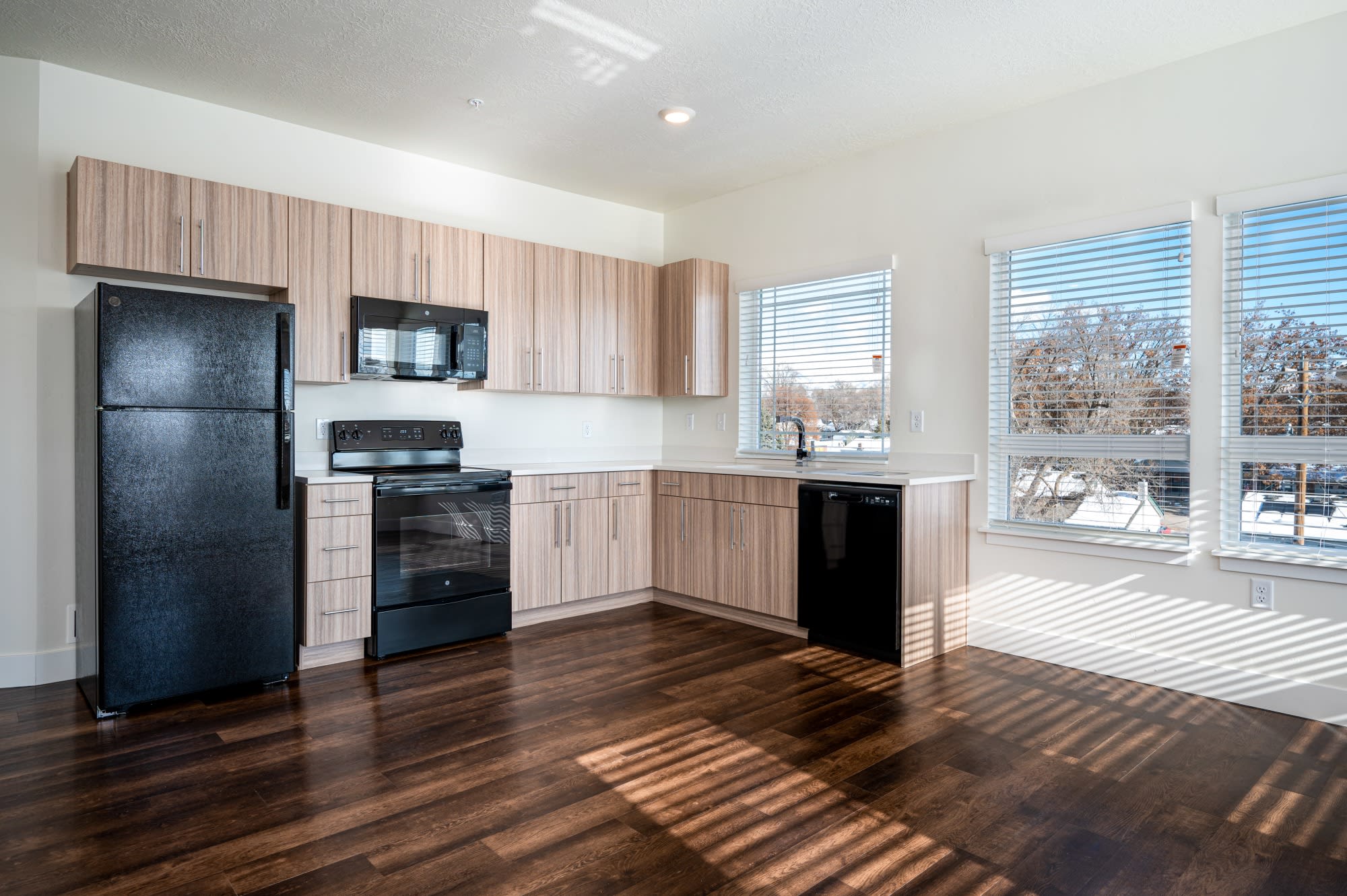 Hart Apartments – photo 1 of 61