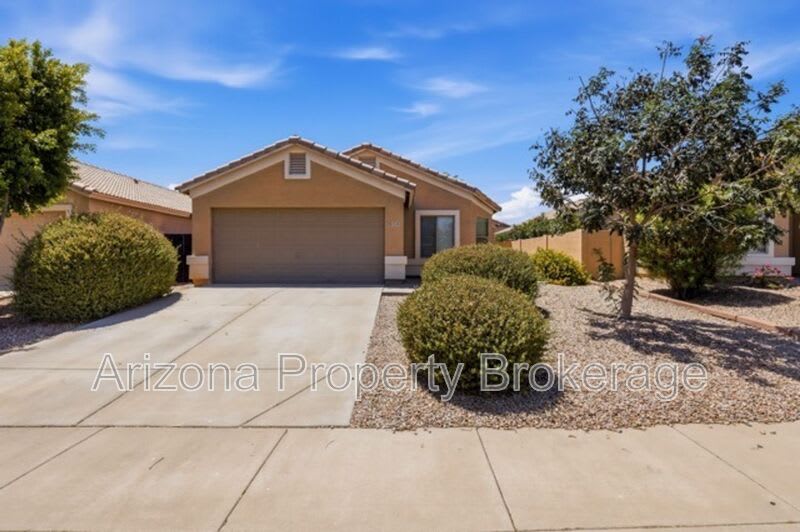 3759 W Santa Cruz Ave – photo 1 of 27