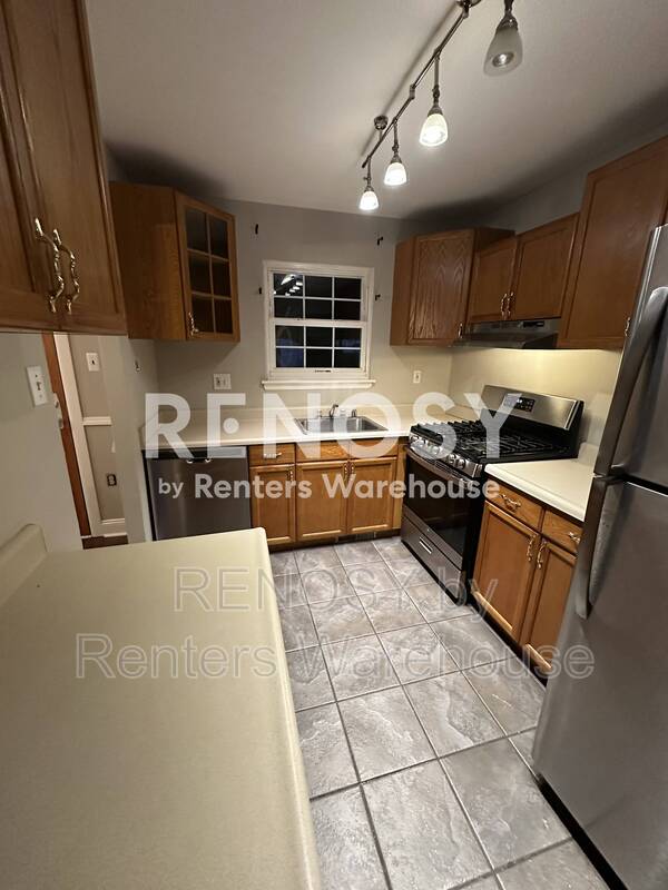 22 King Richard Ct – photo 1 of 14