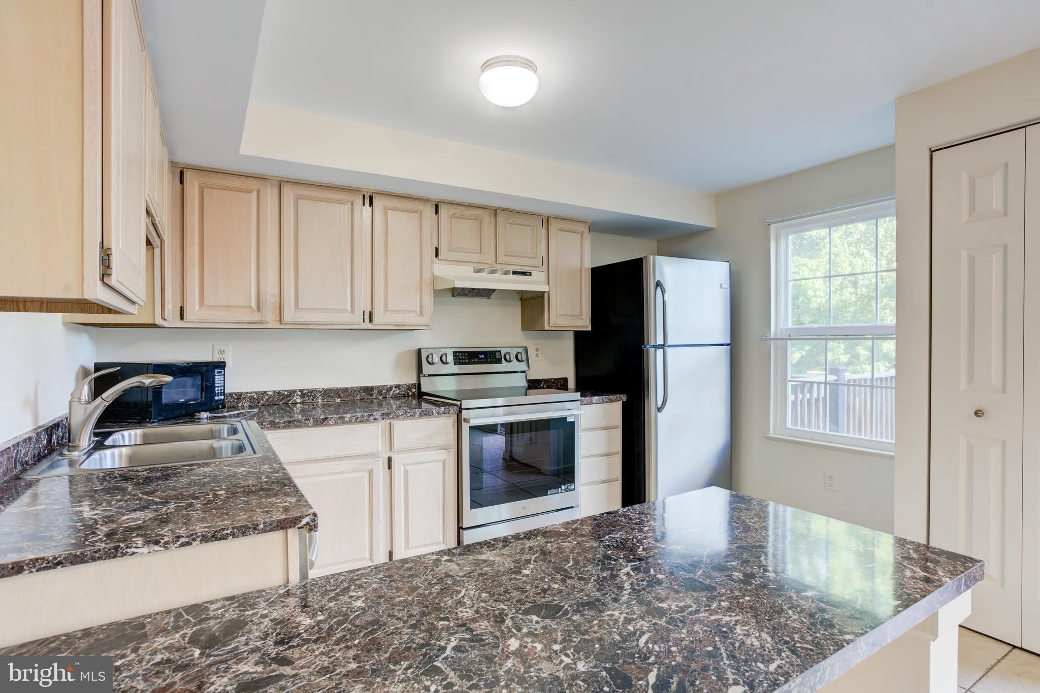 12830 EVANSPORT Place – photo 1 of 31