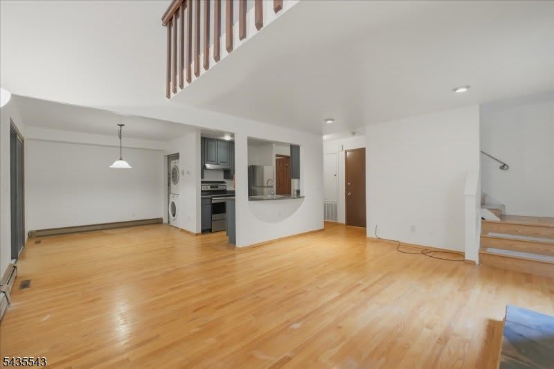 17G Village Way – photo 1 of 28
