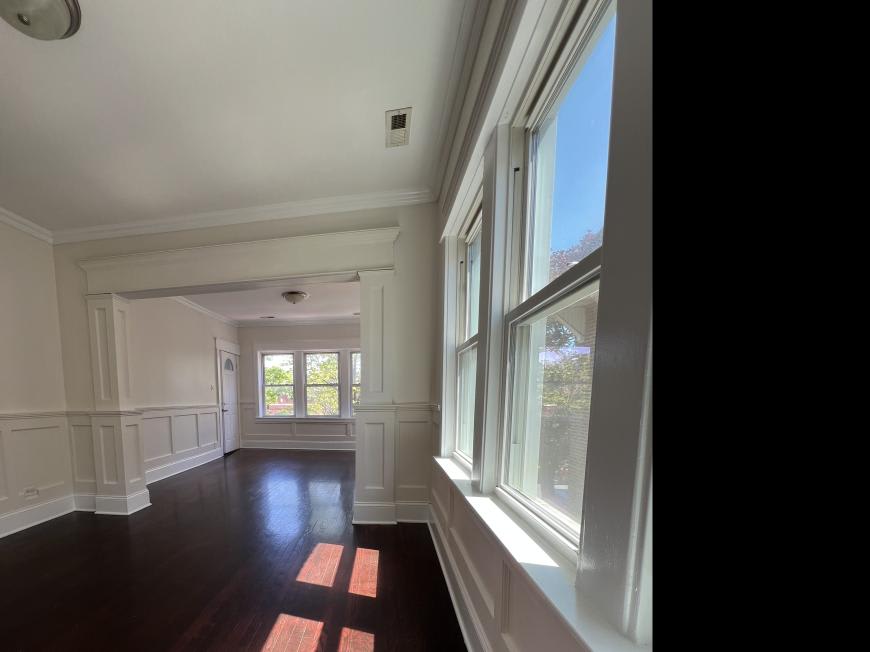 1828 S 58Th Ave – photo 1 of 10