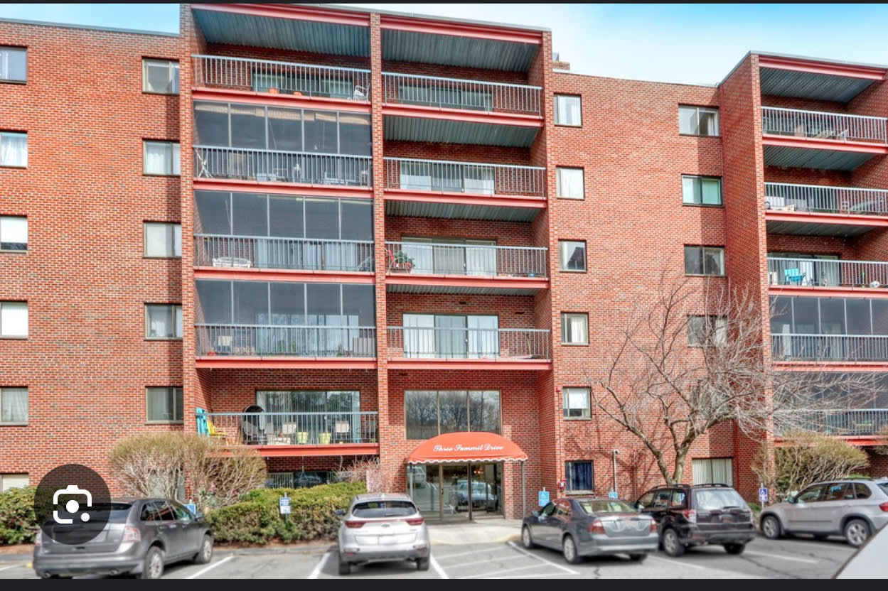 3 Summit Drive – photo 1 of 28