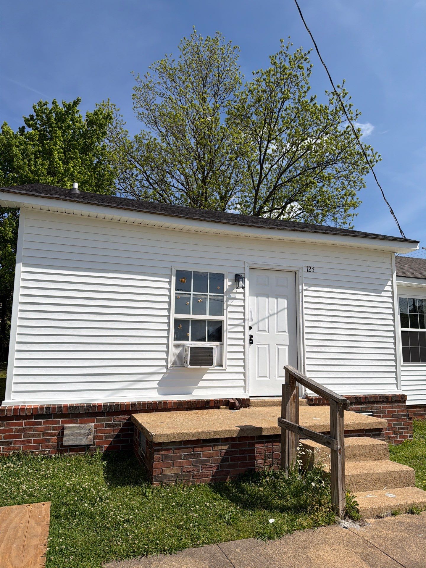 125 E Jefferson Brownsville Tn – photo 1 of 5