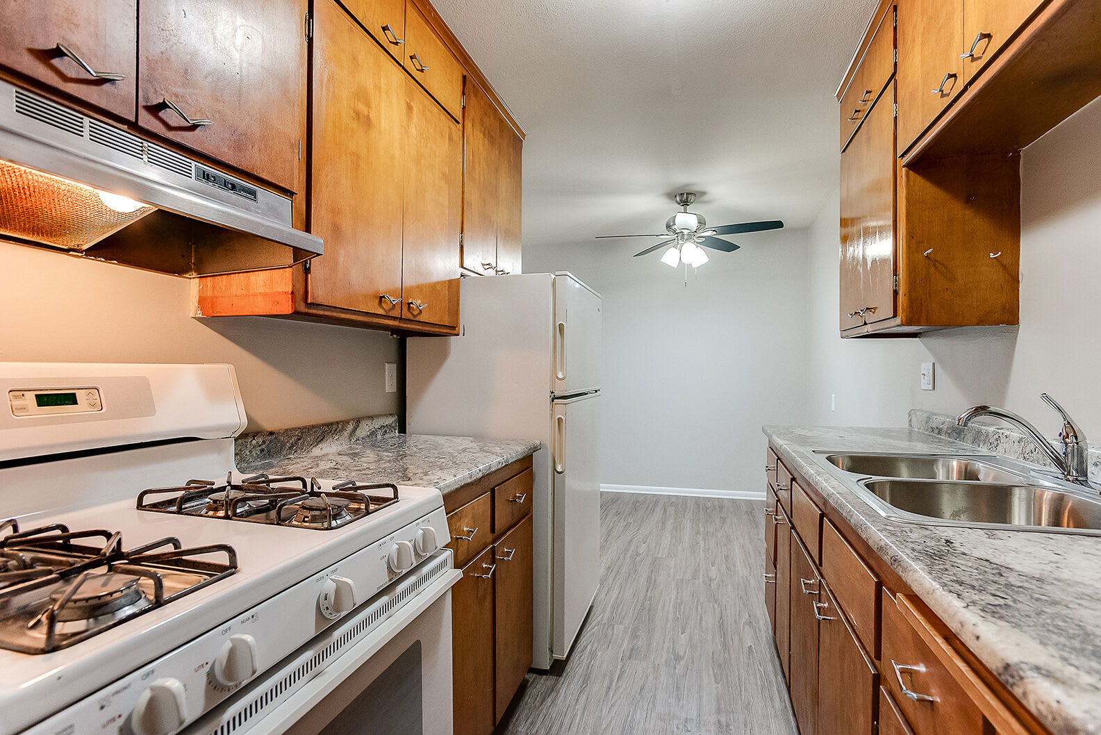 2421 Pillsbury Ave South – photo 1
