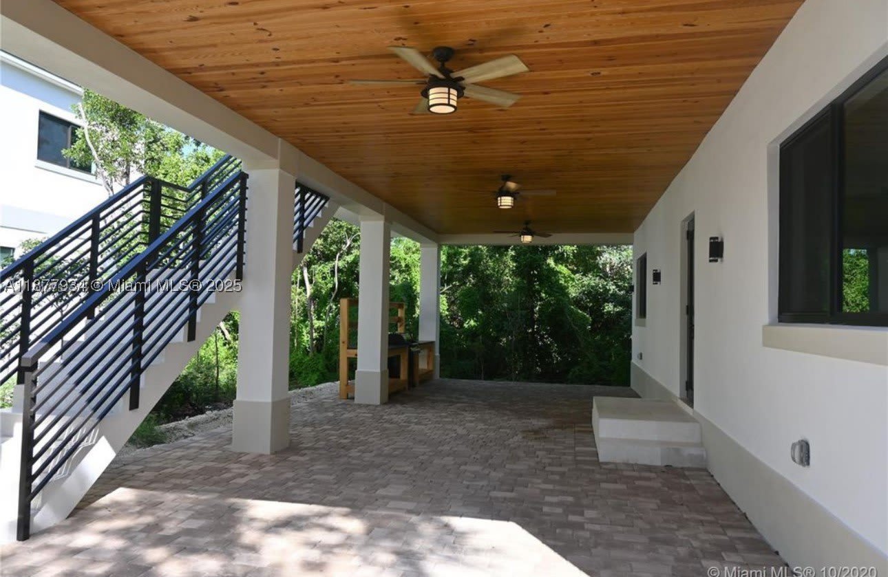 14 Coral Dr – photo 1