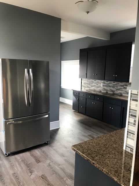 2513 Fremont Avenue North – photo 1