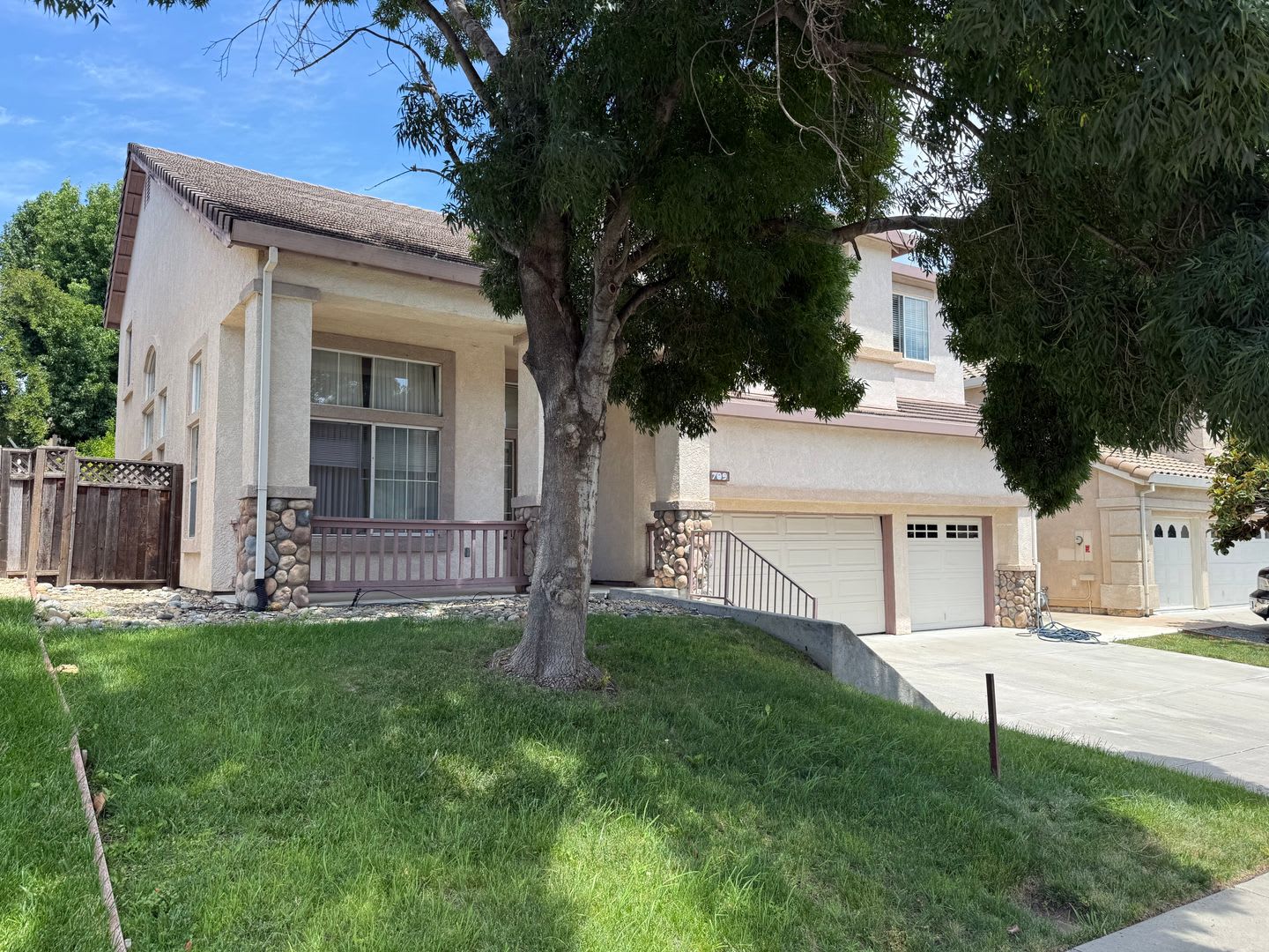 IDEAL ANTIOCH 4 BEDROOM, 3 BATH HOME WITH 1 BEDROOM & 1 BATHROOM ON MAIN FLOOR! – photo 1