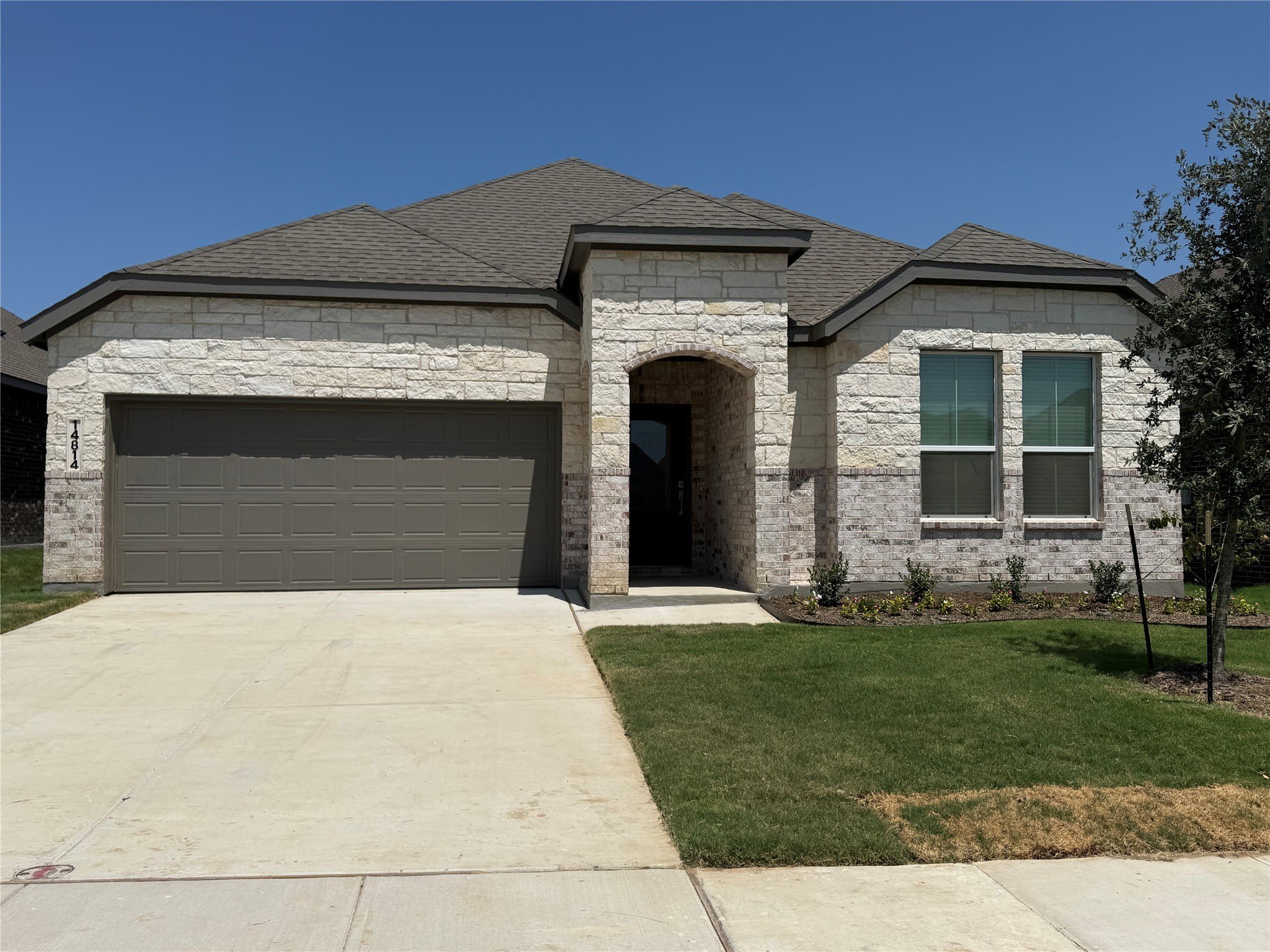 14814 Bigelow Street – photo 1