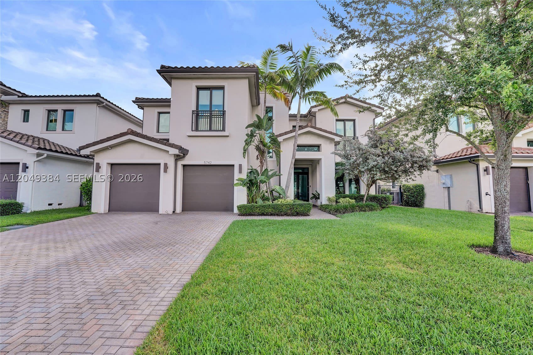 5742 Brookfield Cir E – photo 1