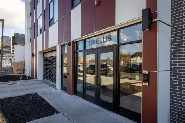 30 Ellis Avenue – photo 1