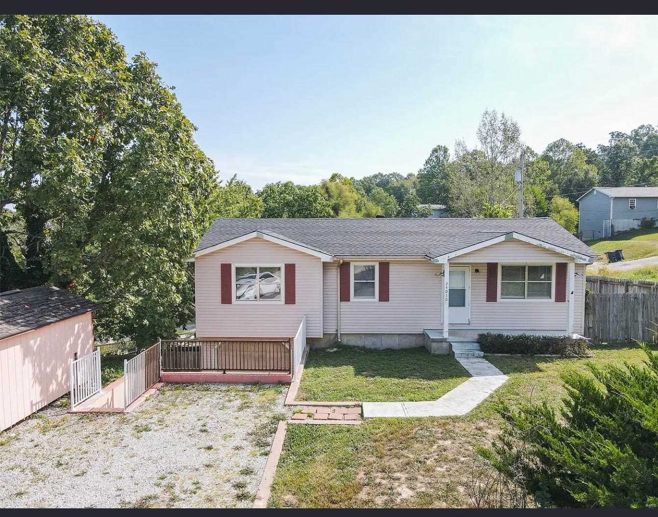 24010 Turtle Lane – photo 1 of 19