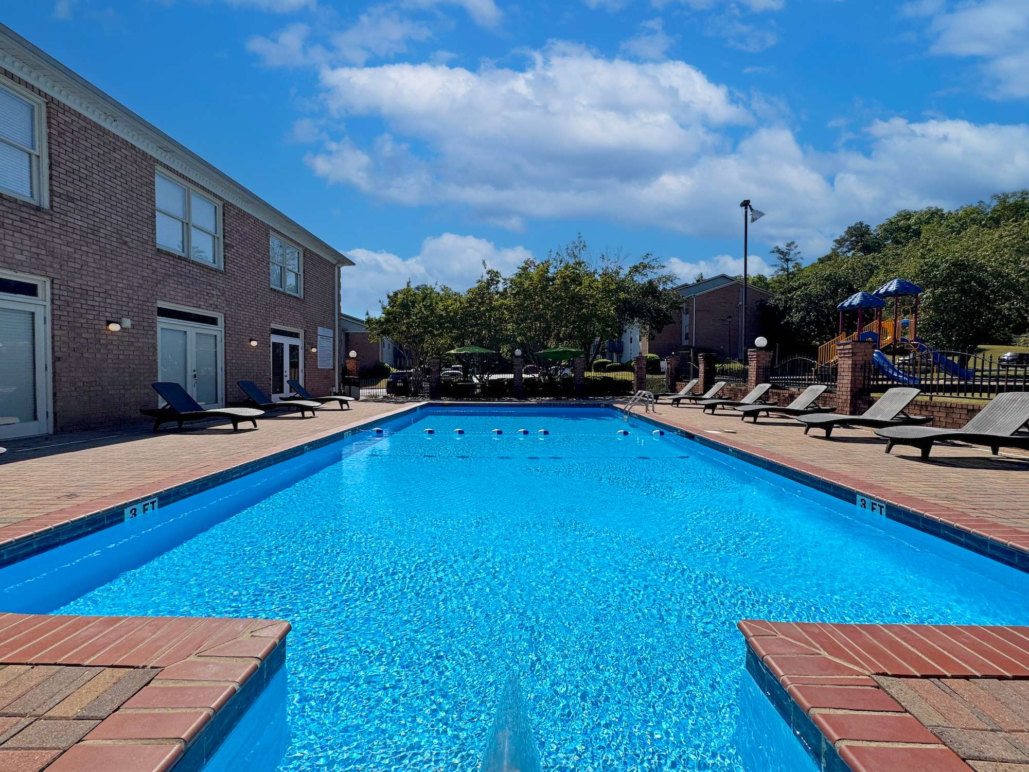 Ascot Place – photo 1