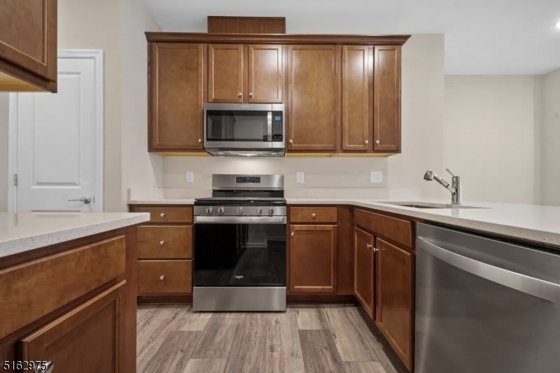 8 Jessica Ln – photo 1