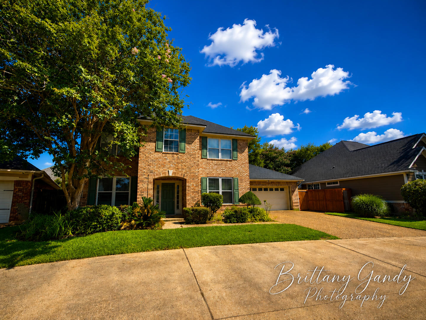 139 Hallette Dr – photo 1