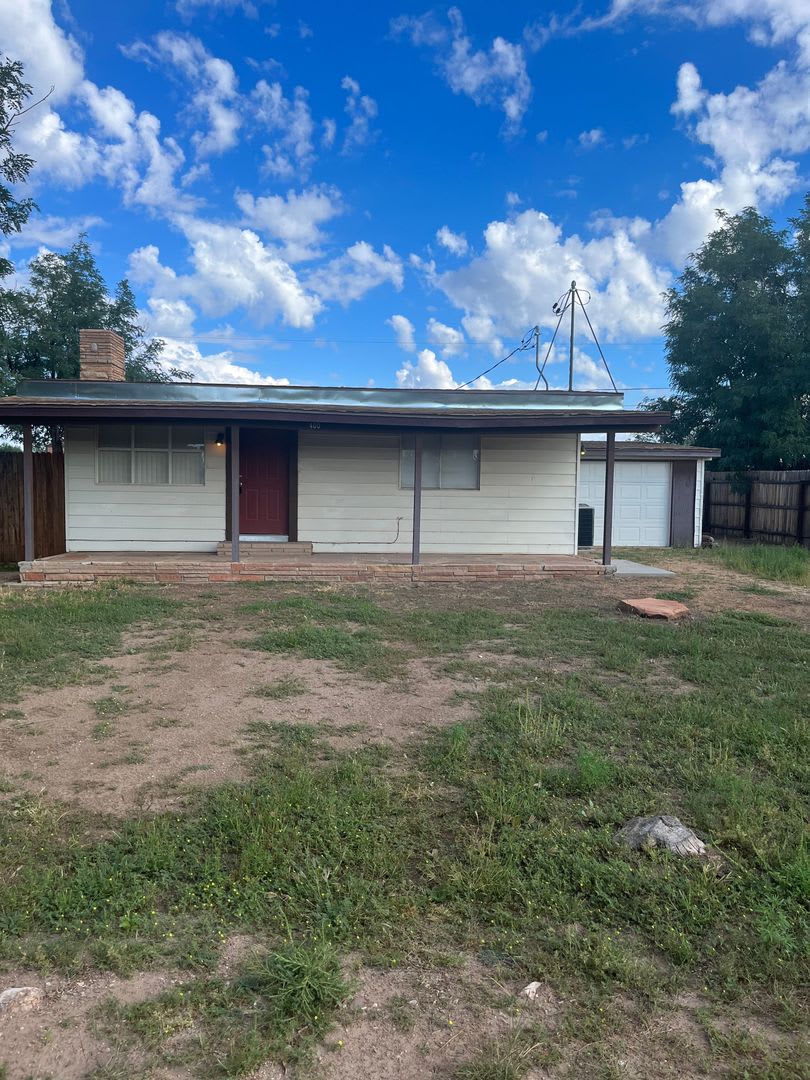 *** 1 Bedroom / 1 Bath in Paulden *** – photo 1 of 14