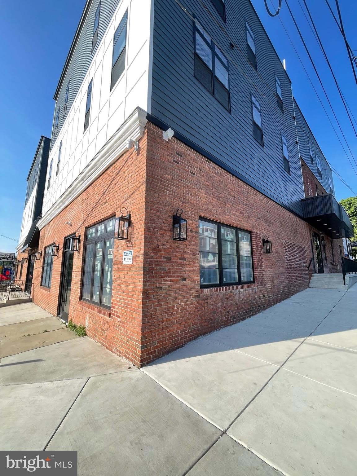 581 JAMESTOWN – photo 1