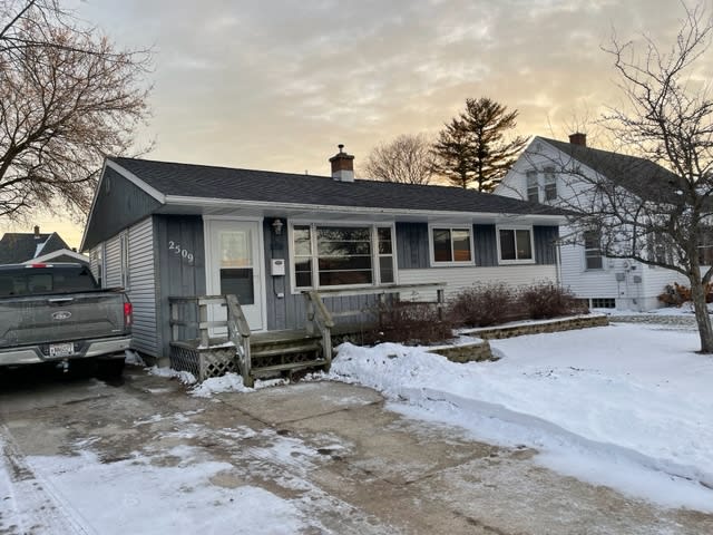 2509 11th St. – photo 1 of 14