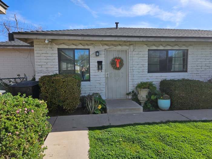 319 South Hobson – photo 1