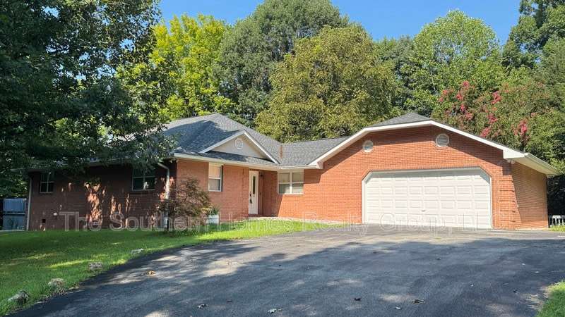 2520 Sullins Road – photo 1 of 21