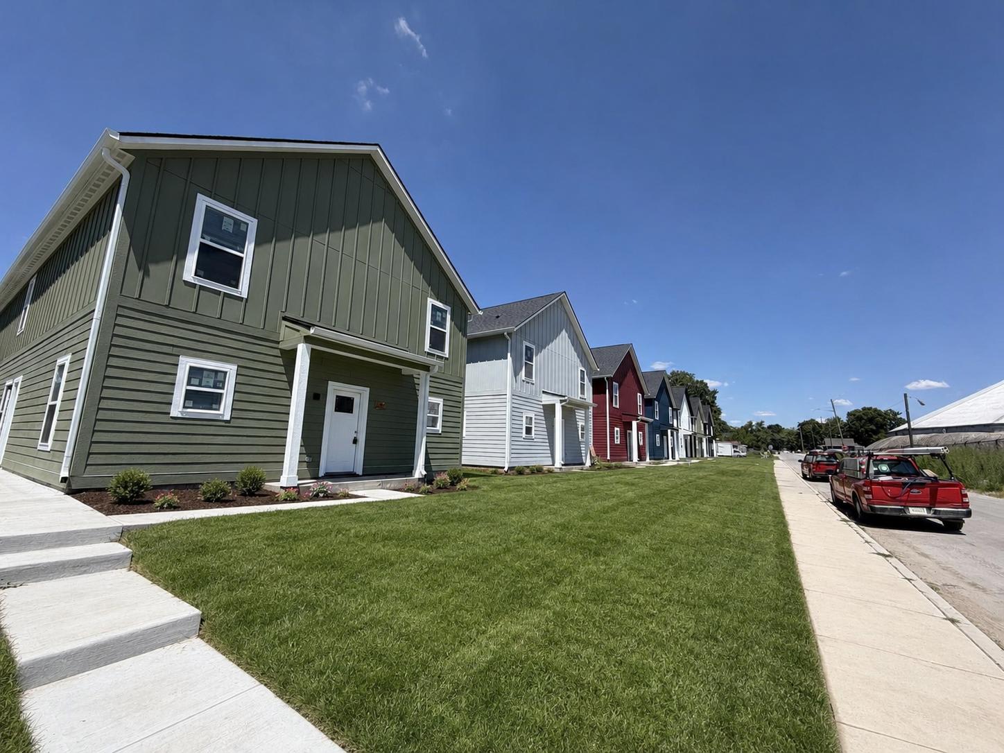 1842 Gent Avenue 1 – photo 1