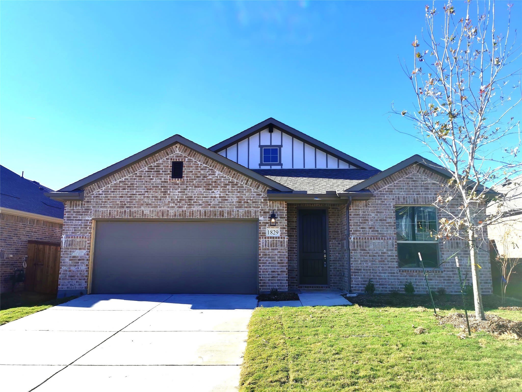 1829 Arbor Drive – photo 1 of 318