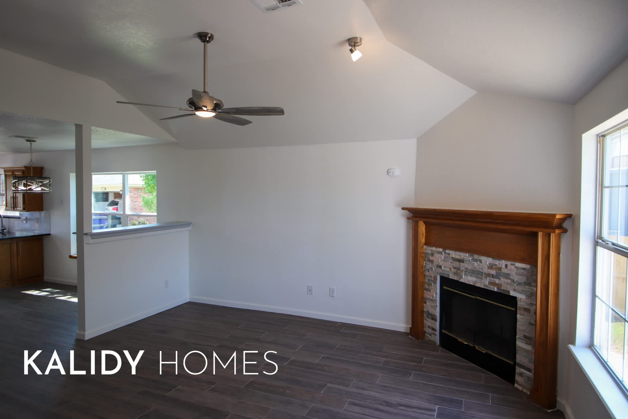 1400 Buena Vista Circle – photo 1