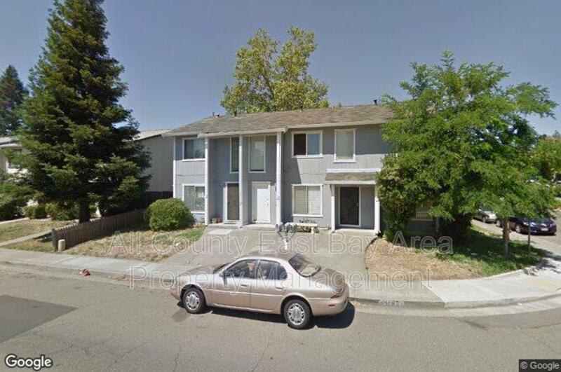 1117 N. Lincoln St – photo 1 of 13