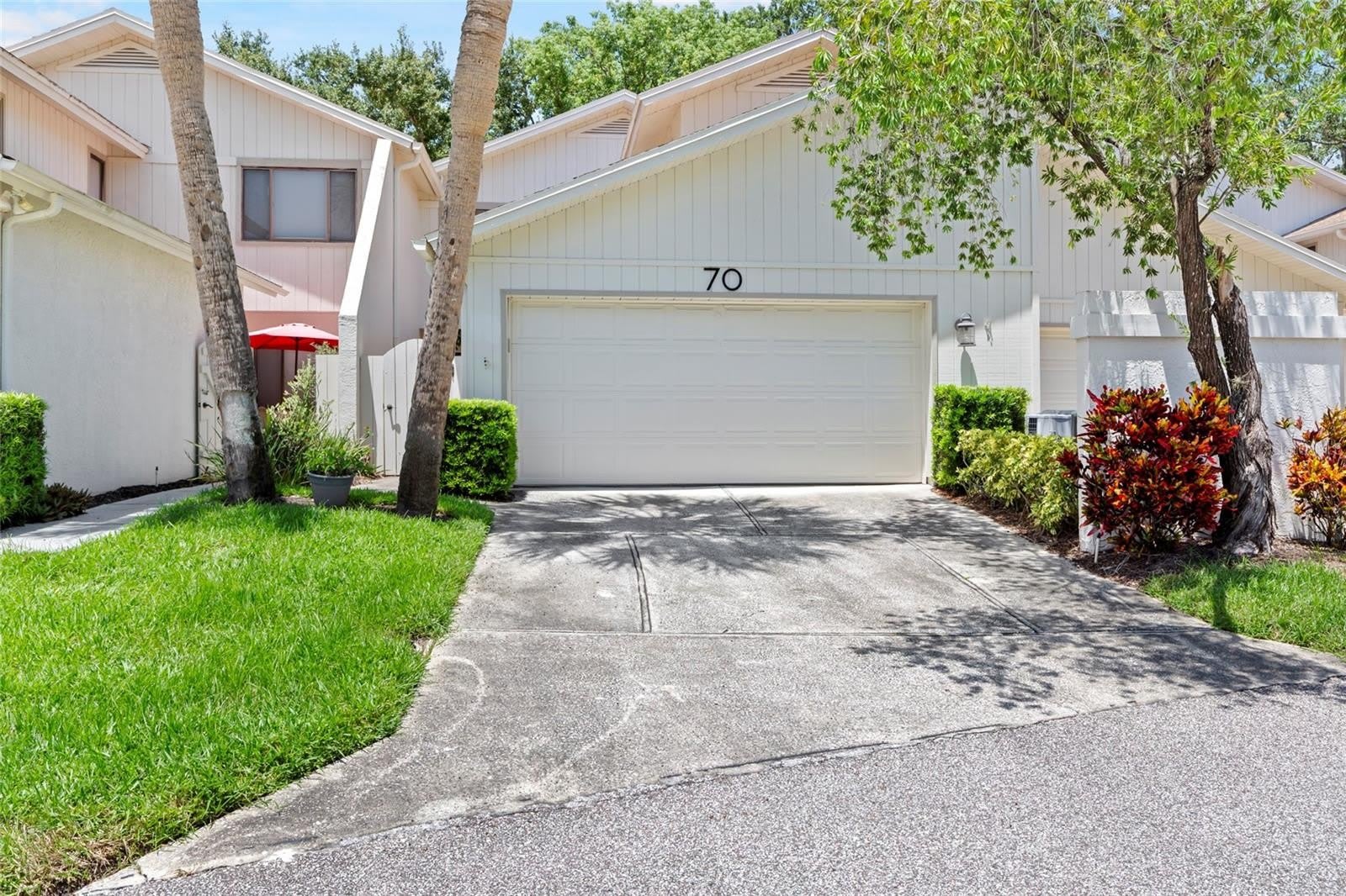 485 WESTLAKE Boulevard – photo 1 of 48