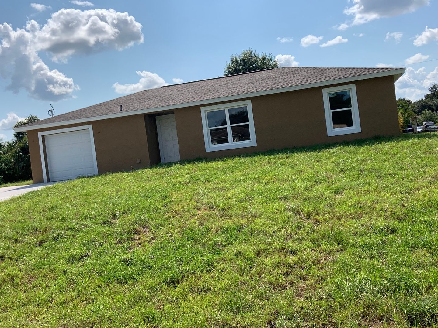 Charming 3Br House In Labelle – photo 1 of 15