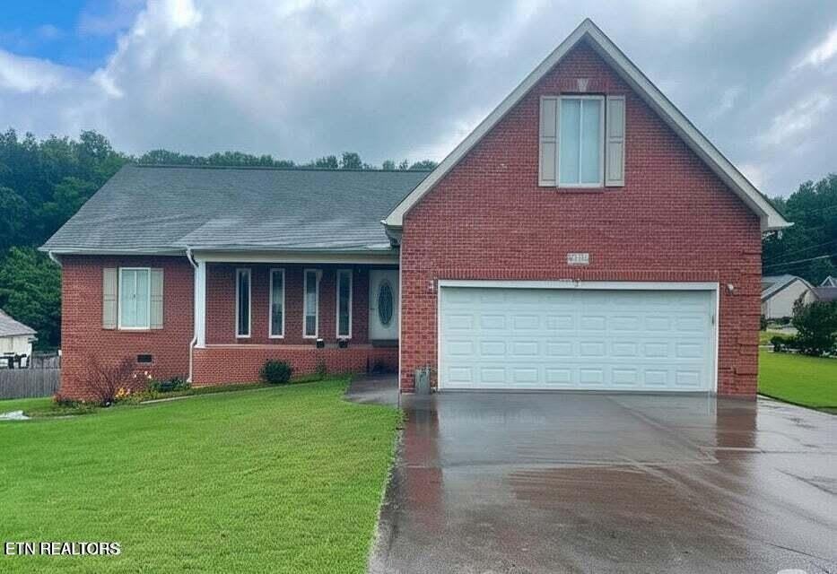 125 Link Lane – photo 1 of 13