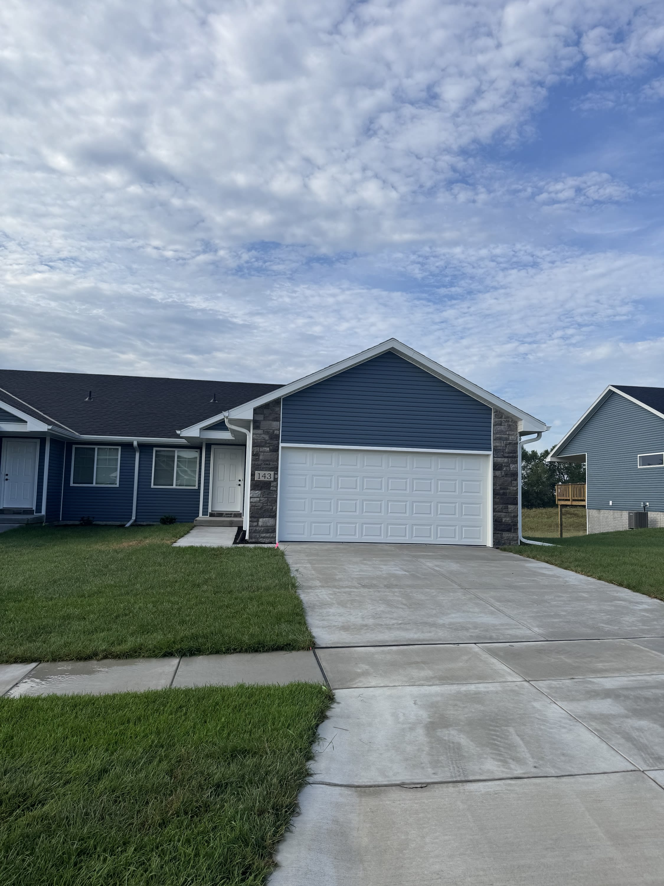 143 West Ida Lane 1 – photo 1 of 23