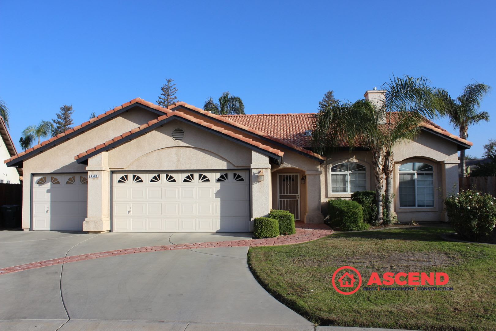 Poolside Living in Rosedale – Spacious 3 Bed / 2 Bath Home! – photo 1