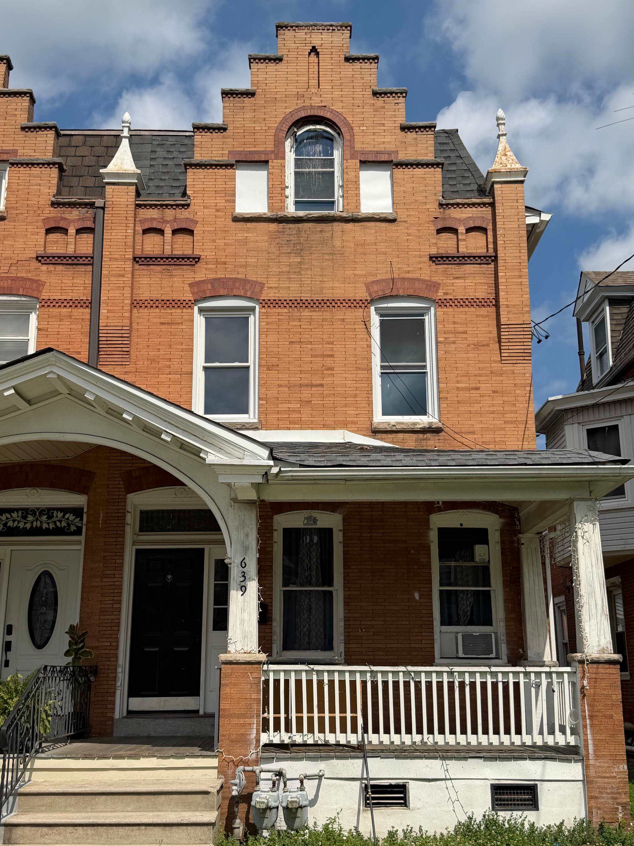 639 Haws Avenue 2 – photo 1 of 224